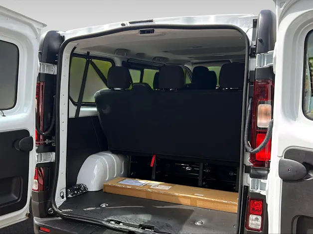 RENAULT Trafic Passenger 2.0 dCi Blue 110 equilibre