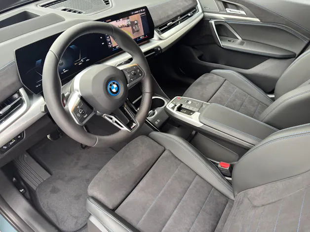 BMW iX2 U10 30 xDrive