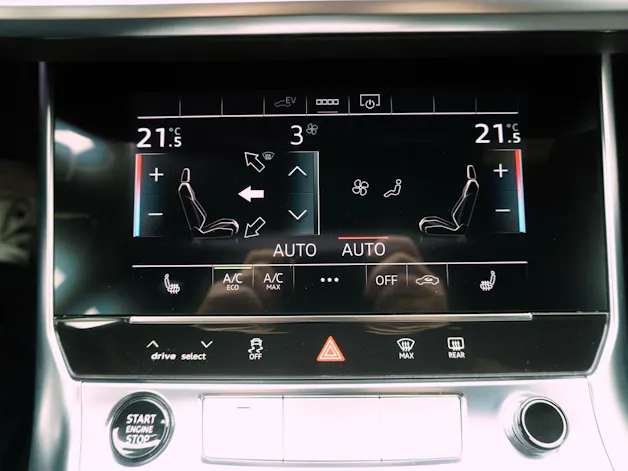 AUDI A6 Avant 55 TFSI e S line quattro S-Tronic