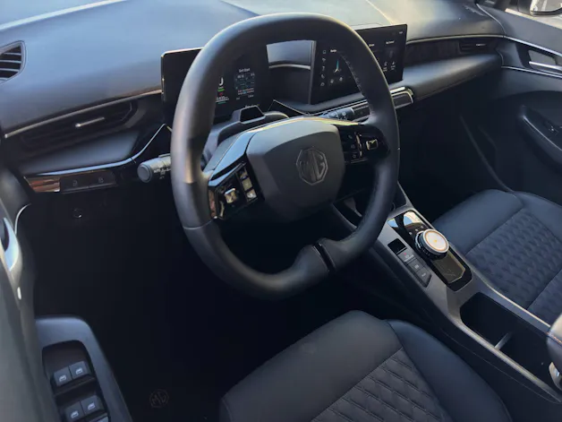 MG 3 1.5 Hybrid Luxury
