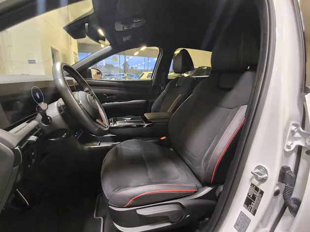 HYUNDAI Tucson 1.6 T-GDi HEV N-Line 4WD
