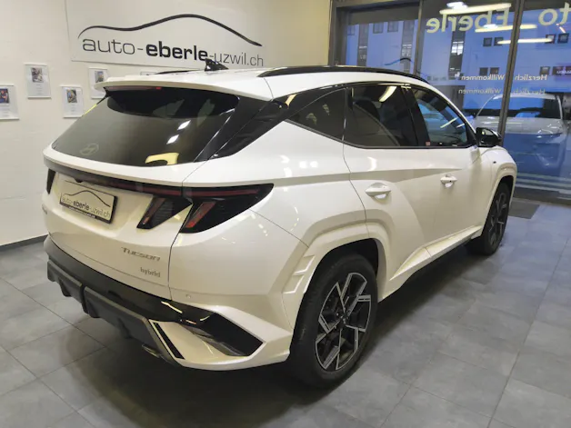 HYUNDAI Tucson 1.6 T-GDi HEV N-Line 4WD