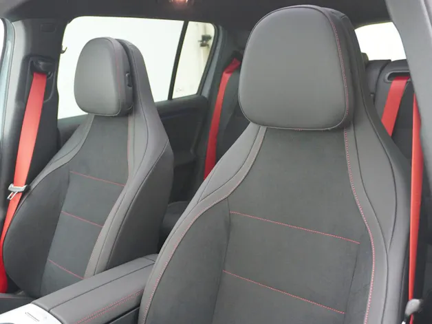 MERCEDES-BENZ GLB-Klasse 350 4Matic AMG Line Plus 7Plätzer