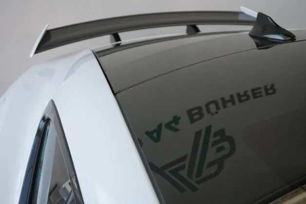 Jaguar F-Type 5.0 V8 S/C SVR AWD 575PS