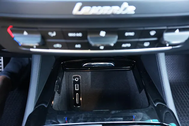 MASERATI Levante D 3.0 V6 275 PS 4WD mit erst 25`000km !!