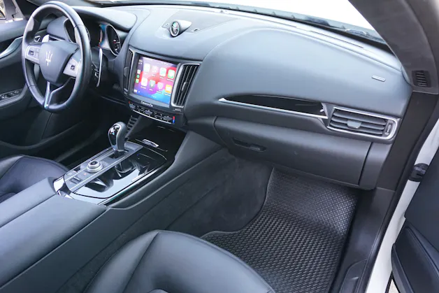 MASERATI Levante D 3.0 V6 275 PS 4WD mit erst 25`000km !!