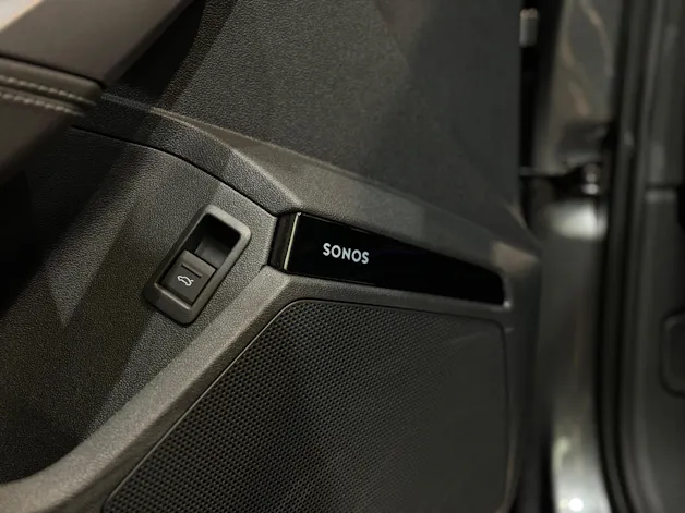 AUDI S3 Limousine TFSI quattro S-tronic AKRAPOVIC / SONOS - DAYTONA GREY 🚀