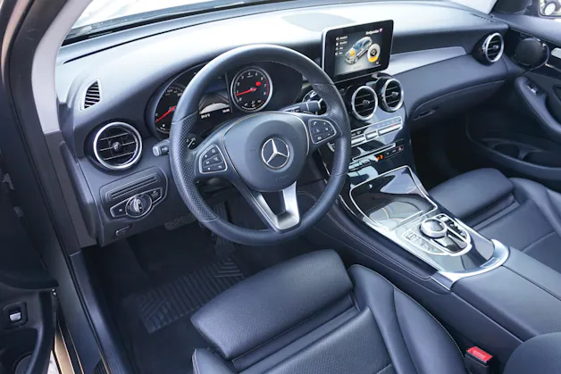 MERCEDES-BENZ GLC 250 AMG Line 4Matic 211PS Benziner