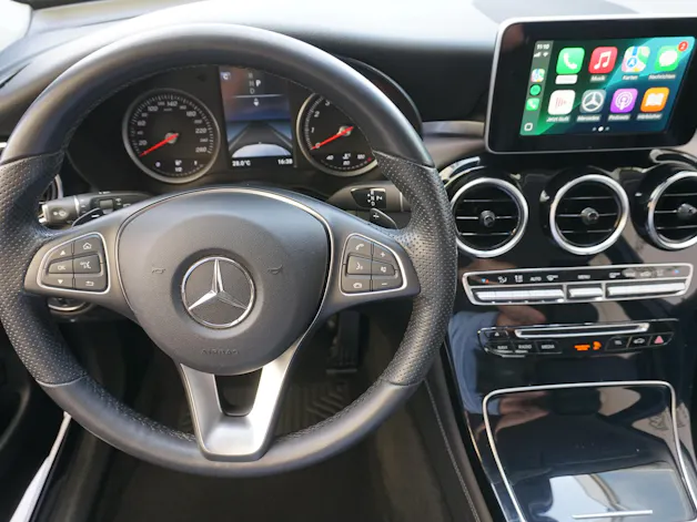 MERCEDES-BENZ GLC 250 AMG Line 4Matic 211PS Benziner