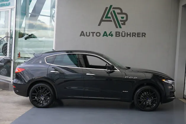 MASERATI Levante S 3.0 V6 Bi-Turbo "Gran Sport" 430PS 4WD