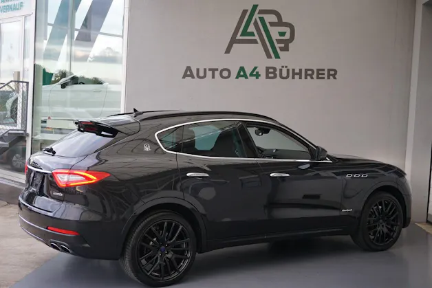 MASERATI Levante S 3.0 V6 Bi-Turbo "Gran Sport" 430PS 4WD