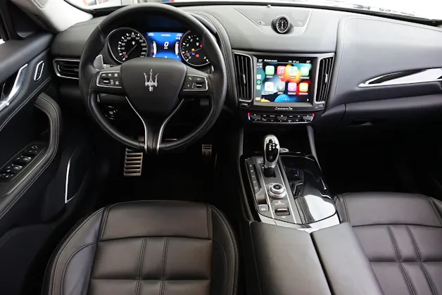 MASERATI Levante S 3.0 V6 Bi-Turbo "Gran Sport" 430PS 4WD