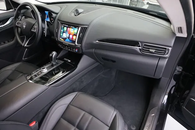 MASERATI Levante S 3.0 V6 Bi-Turbo "Gran Sport" 430PS 4WD