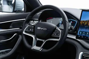 BYD BYD Seal U DM-i PHEV Design AWD 324PS Automat