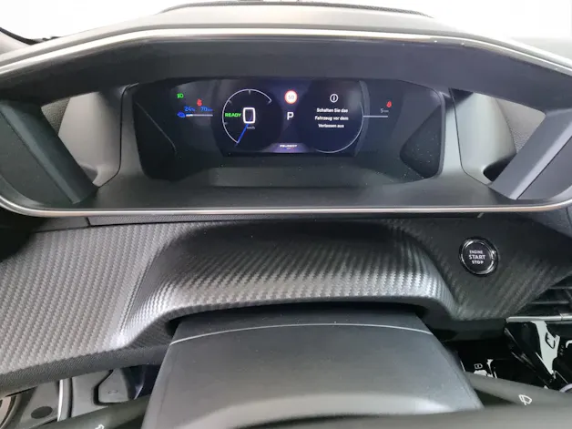 PEUGEOT 2008 54kWh e-GT