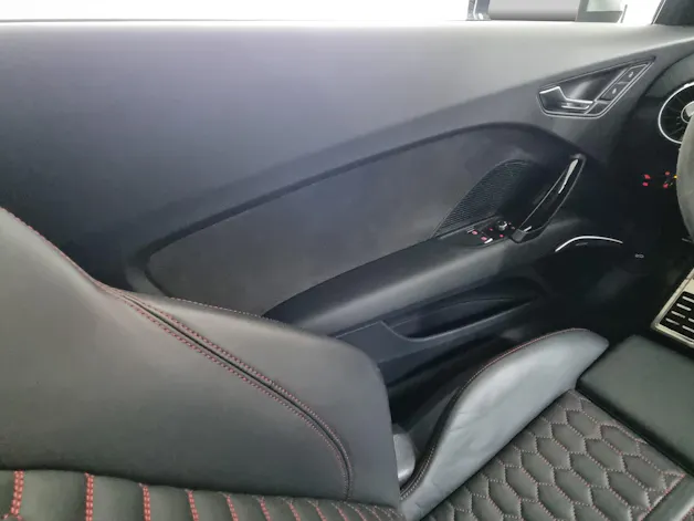 AUDI TT Coupé TTRS quattro S-tronic
