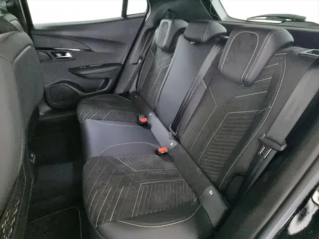 PEUGEOT 2008 GT 1.2 Pure Tech