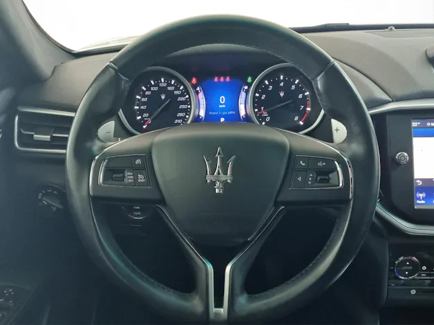 MASERATI Ghibli 3.0 V6