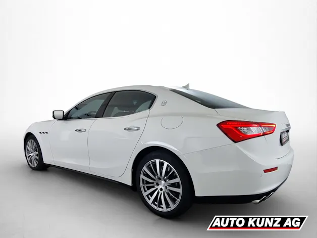 MASERATI Ghibli 3.0 V6