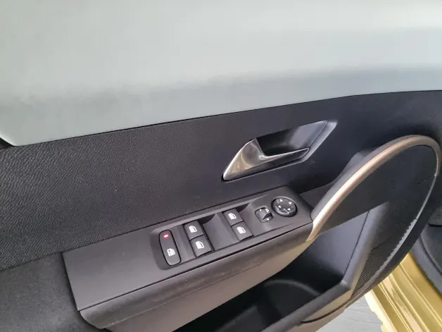 LANCIA Ypsilon Elektro 156
