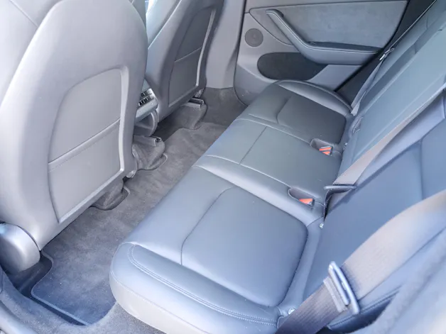 Tesla Model Y RWD