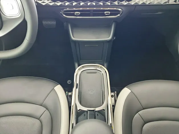 JAC E30X Elektro 51 kWh 374km Reichweite