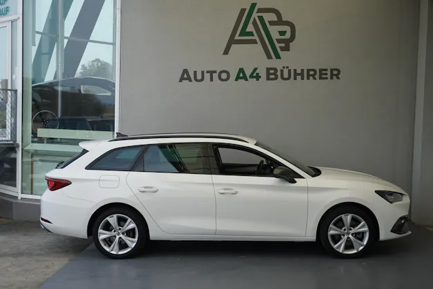 SEAT Leon ST 1.4 eHybrid Formula Racing "wenn Akku geladen nur 1.5lt.Benzinverbrauch auf 100km"
