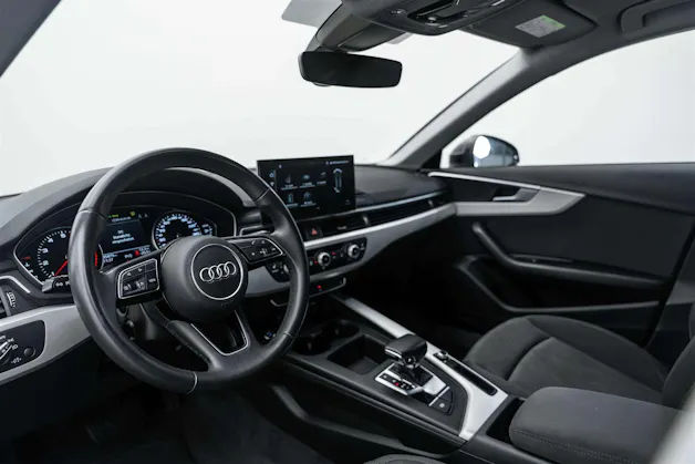AUDI AUDI A4 Avant 35 TFSI S-tronic Advanced Black-Line