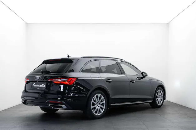 AUDI AUDI A4 Avant 35 TFSI S-tronic Advanced Black-Line