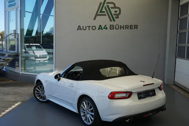 FIAT 124 Spider 1.4 TB Lusso Automat 140PS