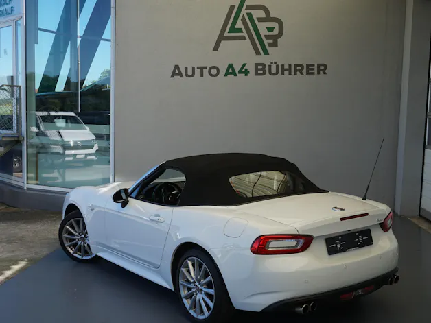 FIAT 124 Spider 1.4 TB Lusso Automat 140PS