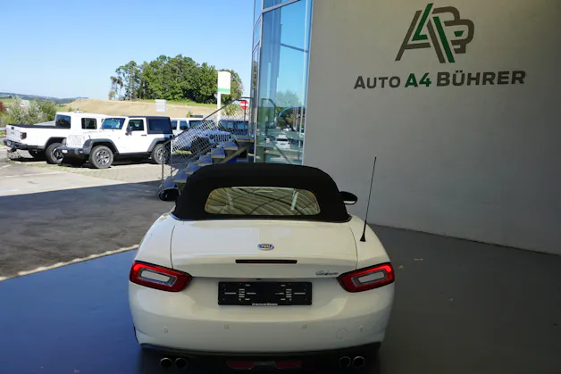 FIAT 124 Spider 1.4 TB Lusso Automat 140PS