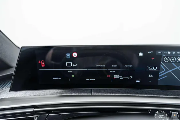 PEUGEOT 5008 145 Hybrid GT 7-Plätzer e-DCS-Automat