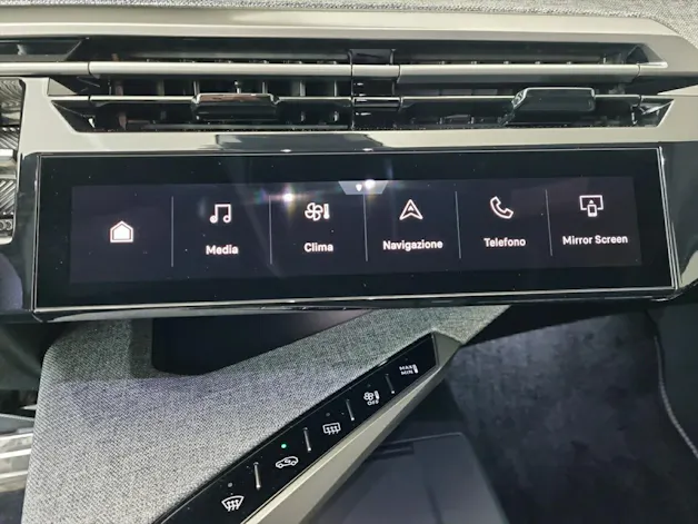PEUGEOT 5008 145 Hybrid GT 7-Plätzer