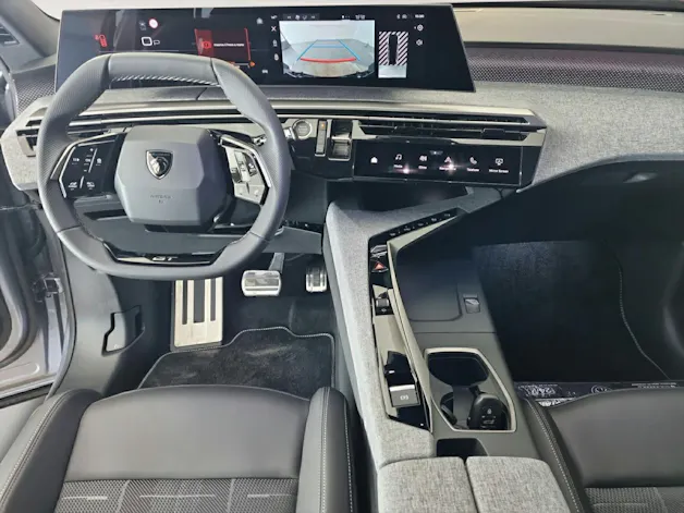 PEUGEOT 5008 145 Hybrid GT 7-Plätzer