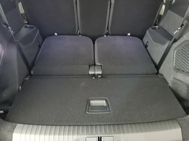 PEUGEOT 5008 145 Hybrid GT 7-Plätzer