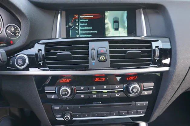 BMW X4 M 40i 360 PS xDrive 100% BENZINER !!