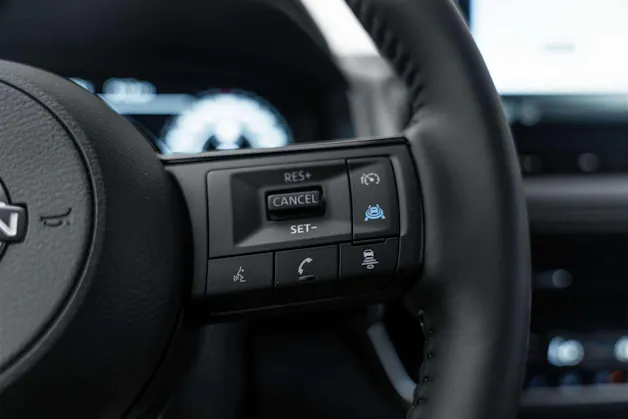 NISSAN Qashqai 1.3 DIG-T MHEV Tekna+ 4x4 Xtronic-Automat