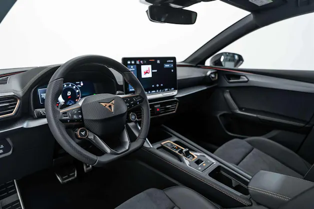 CUPRA CUPRA LEON ST 1.5 eTSi DSG-Automat