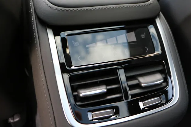 VOLVO XC90 T8 AWD PluginHybrid Dark Edition Geartronic