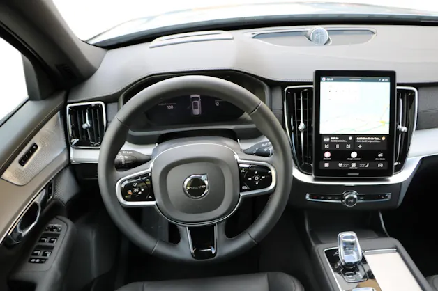 VOLVO XC90 T8 AWD PluginHybrid Dark Edition Geartronic