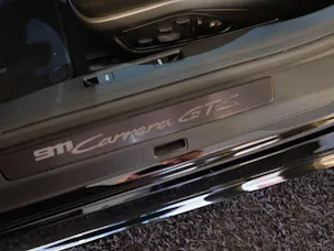 PORSCHE 911 Carrera GTS PDK Liftsystem | Aerokit | Carbon Paket | Matrix-LED PDLS | Bose Surround Sound |