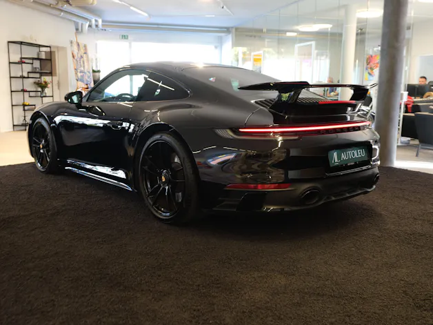 PORSCHE 911 Carrera GTS PDK Liftsystem | Aerokit | Carbon Paket | Matrix-LED PDLS | Bose Surround Sound |