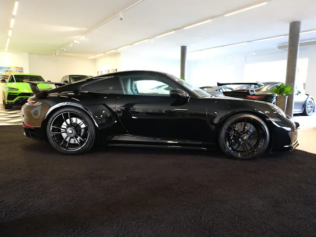 PORSCHE 911 Carrera GTS PDK Liftsystem | Aerokit | Carbon Paket | Matrix-LED PDLS | Bose Surround Sound |