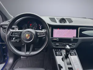 PORSCHE Macan PDK