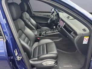 PORSCHE Macan PDK