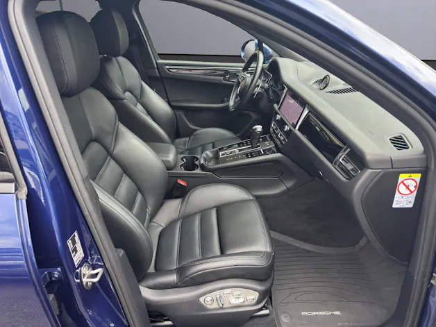 PORSCHE Macan PDK