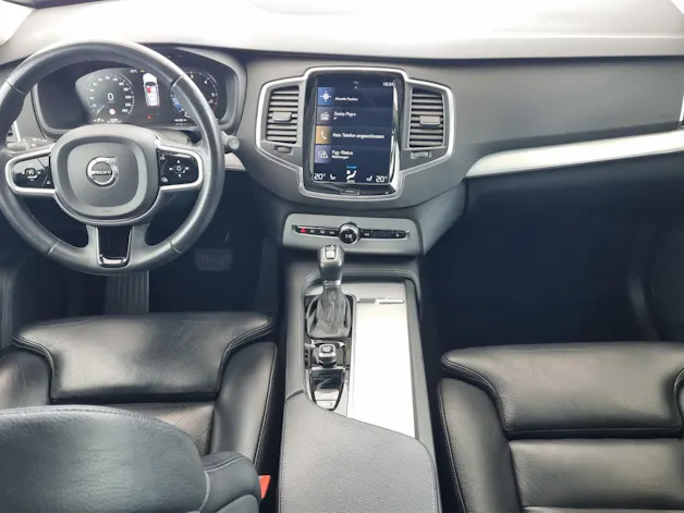 VOLVO XC90 2.0 D5 Momentum 7P. AWD