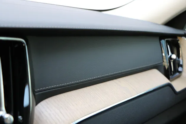 VOLVO XC60 T8 eAWD PluginHybrid Ultra Bright Geartronic