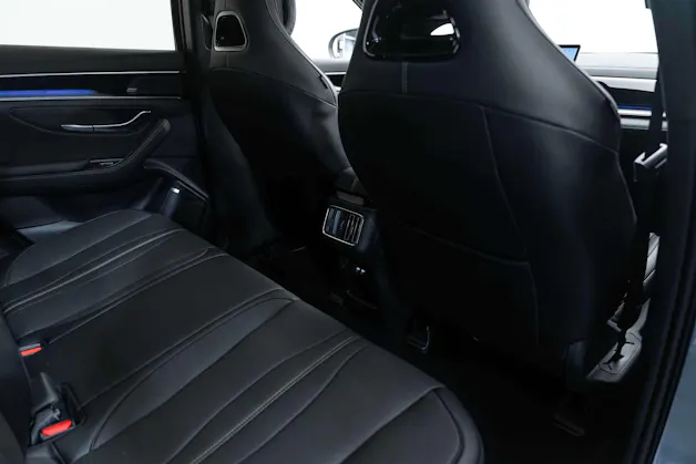 BYD BYD Seal U DM-i PHEV Design AWD 324PS Automat